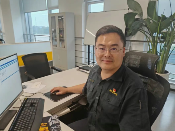 ece6179d90234ec5bd4570876493caf8